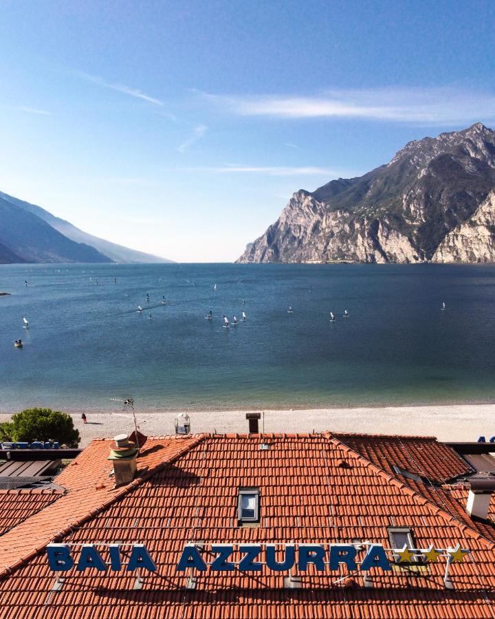 Hotel Baia Azzurra - Lake Front Torbole Sul Garda Extérieur photo